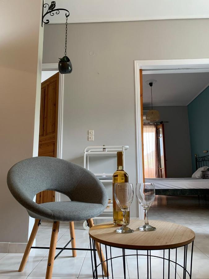 Katerinas Inn Apartments Keri Exteriér fotografie